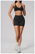 Seamless Yoga Excersize Sets Women Cross Back Sports Bra Tracksuit Workout Clothes High Waist Hip Lifting Shorts Fitness Suits