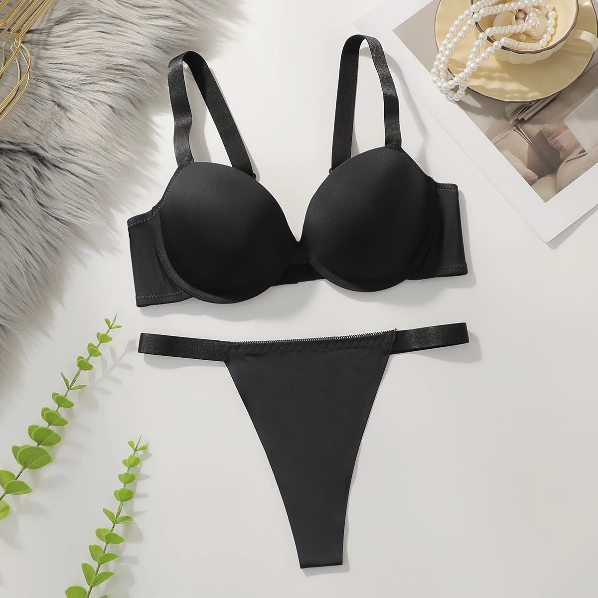 Pink Women Set Solid color daily lingerie set push up bra comfortable close fitting lingerie set Small chest appears larger 2051