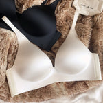 Luxury Seamless Women Underwear Sexy Deep V Push Up Bras Oilcloth Silk Fabric Comfort Soft Lingerie Adjustable Strap W Support