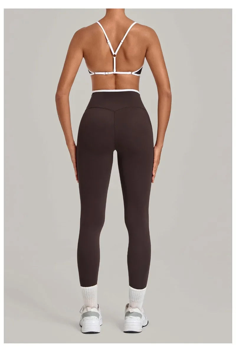 Women's Seamless Yoga Sets Sports Fitness Gym Sleeveless Vest Hip-lifting Slim Fit Pants Suits Running Training Workout Sets