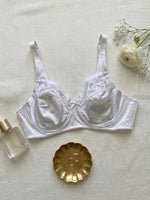 Plus Size Women Satin Lace Bra Underwired Unlined Ultra Thin Full Cup Brassiere Adjustable Wide Straps 3 Hooks Minimizer Large S