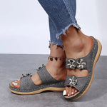 Women's Flower Decorated Slides Perforated Breathable Open Toe Slippers Thick Sole Comfort Casual Outdoor Shoes
