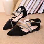 New black minimalist style sandals for summer 2026 pointed and comfortable casual women's sandals