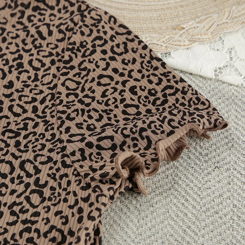 Women Leopard Print Pleated Pajama Set Ruffle Short Sleeve Crop Top Elastic High Waist Shorts Soft Casual Loungewear Sleepwear