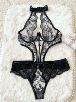Toucheart Erotic Bodysuit Sexy Embroidered UnderwirePush-up Backless with Detachable Shoulder Straps See-through Halter Neck