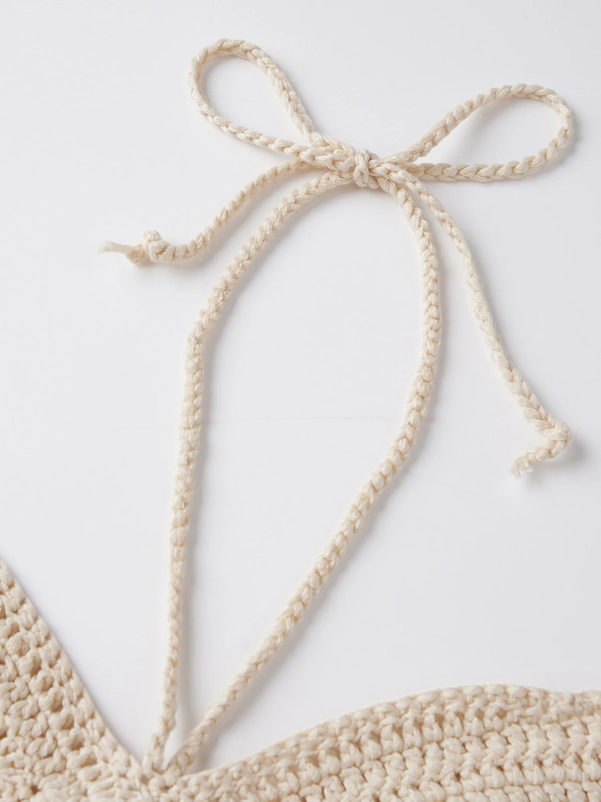 Women Tassel Hem Tank Tops Halter Open Back Sleeveless Shirts Summer Crochet Knit Crop Vest for Vacation Beach