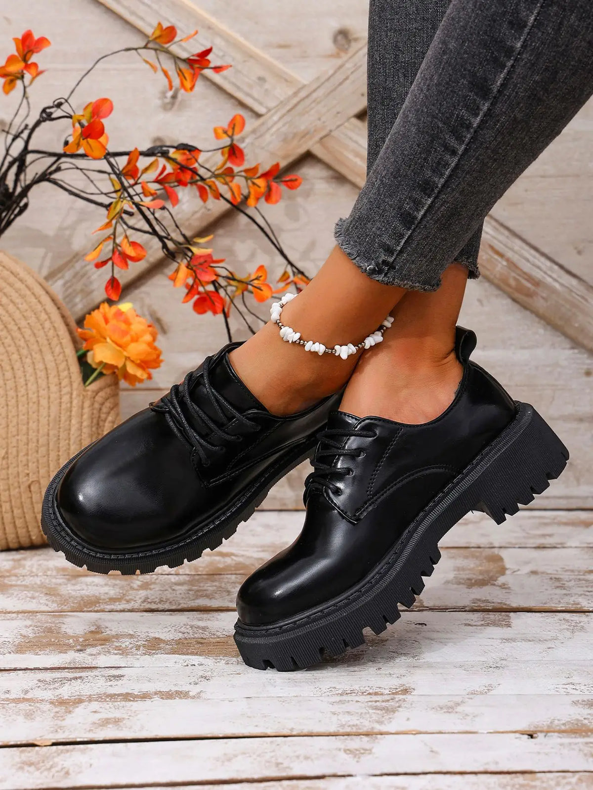 Women Spring New Black Platform Flats Shoes Women Loafers Slip on Boat Shoes Designer Casual Leather Oxfords 2026
