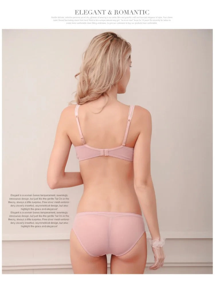 MOYISU Happy Sexy Big Breasts Show Small Underwear Women Small Breasts Summer Thin Bra French Pure Desire Lace Underwire Bra Set