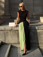 FDYOUI Elegant Solid Color Pleated Skirts for Women 2026 Chic High Slit Long Skirt High Street Office Lady Vacation Party Dress