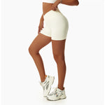 Summer Seamless High Waist Yoga Shorts Elasticity Sports Leggings Women Breathable Cycling Shorts Buttock Lift Gym Shorts Women