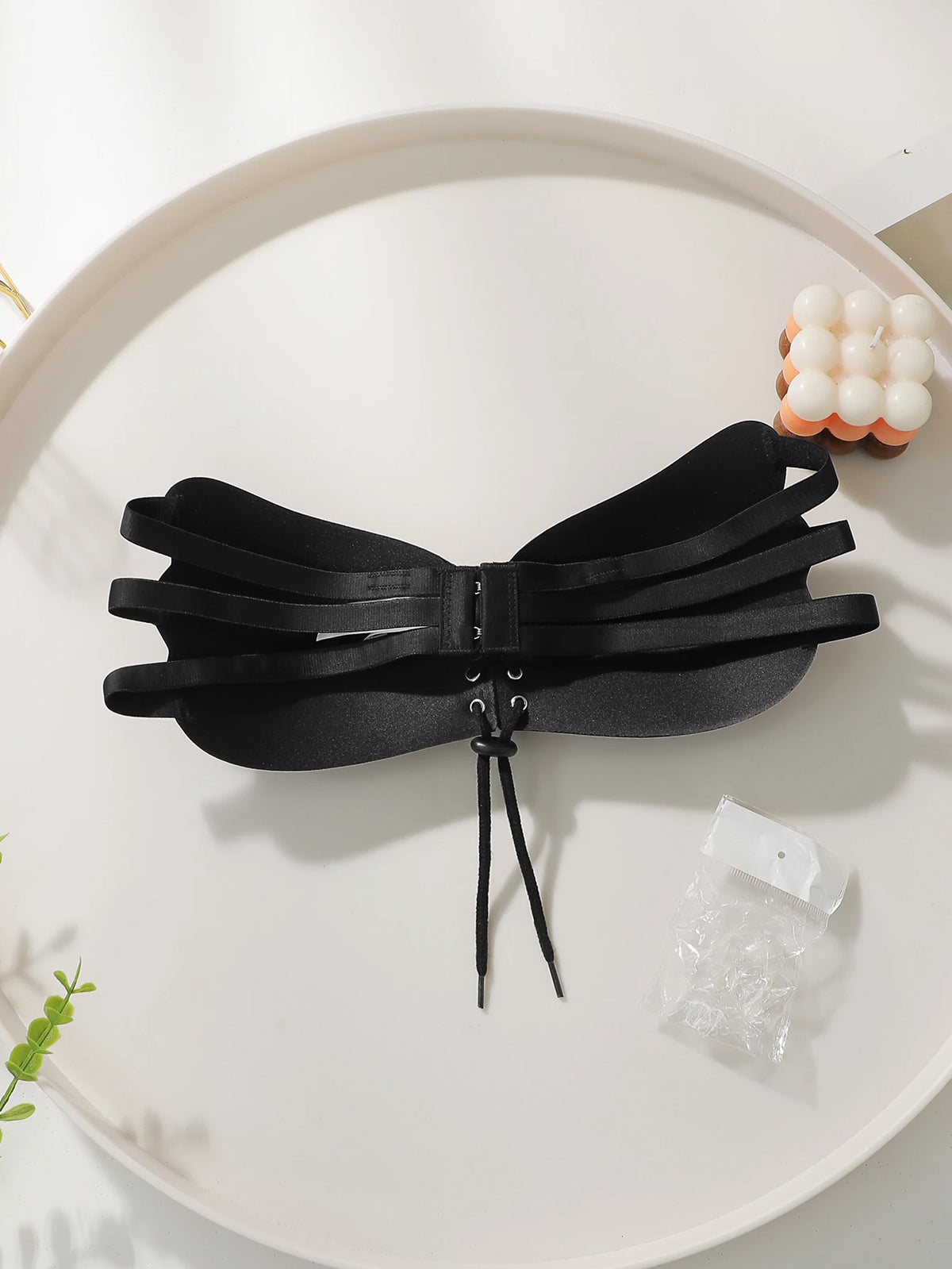 Sexy Front Closure Push Up Bra for Women bra Invisible Seamless Strappy Design black Lingerie Date Night J051