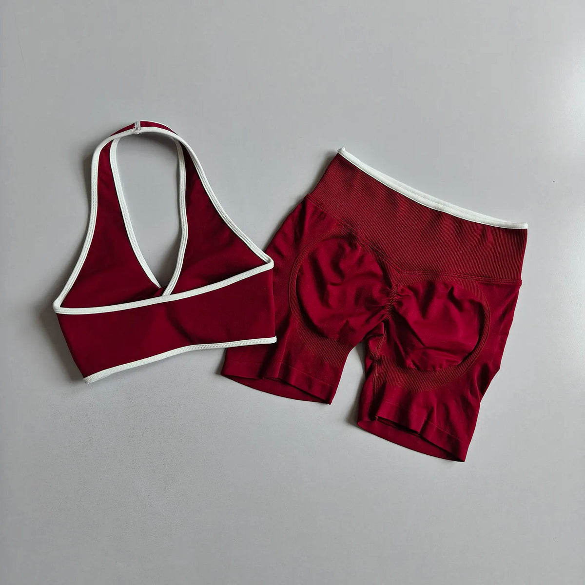 2pcs Women's Seamless Push-up Sports Vest Bra Set with High Elastic Hip Lifting Shorts for Running Aerobics Yoga