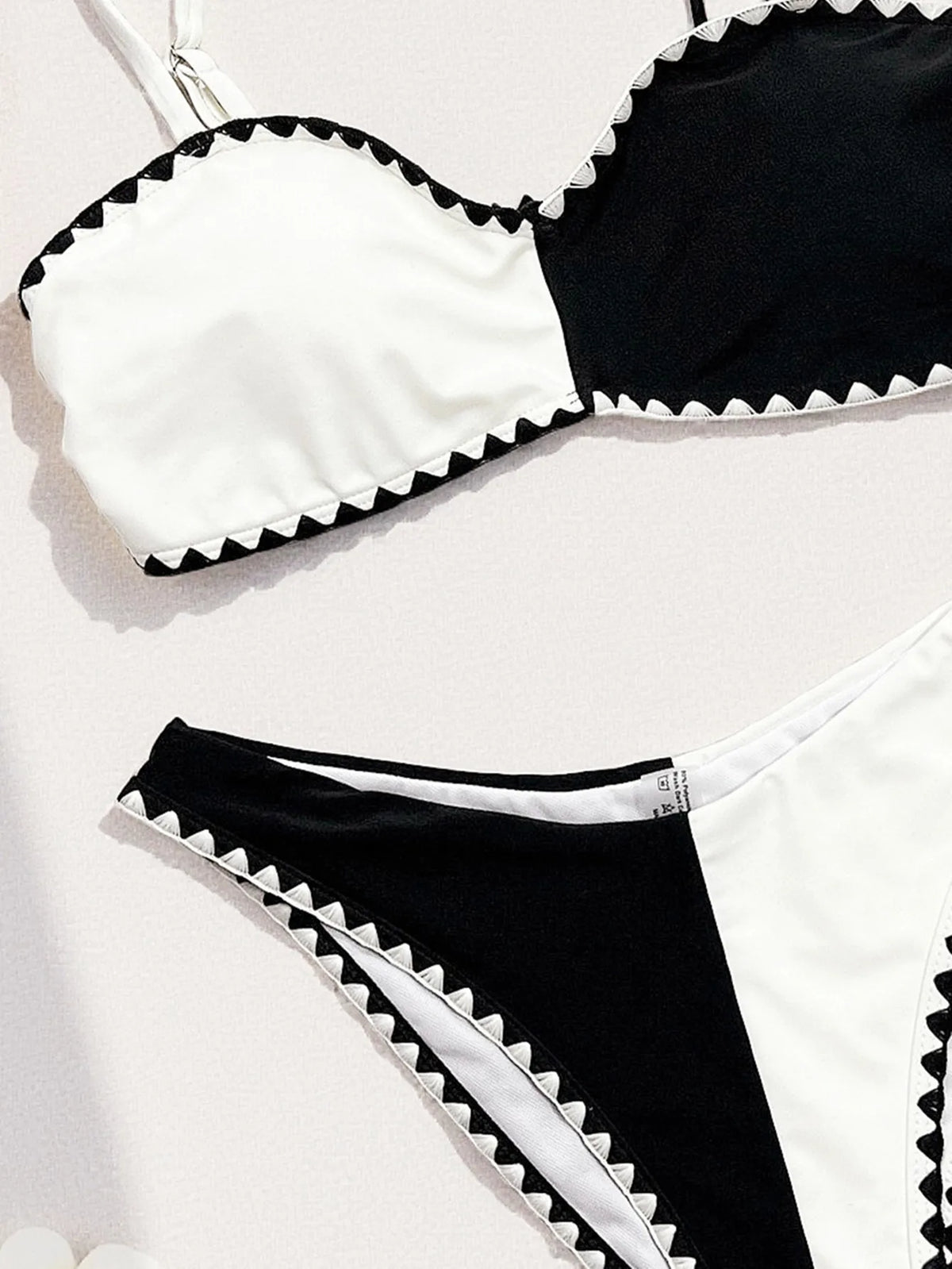 Sexy Black White Contrast Bikini Set 2026 Women Diamond Grid Pattern Push Up Bra High Waist Swimsuit Beach Bathing Suit Swimwear