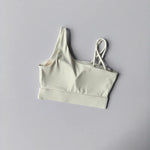 Women's Irregular Shoulder Strap Yoga Sports Bra Shockproof One-Piece Cup Running Vest for Training Fitness And Yoga