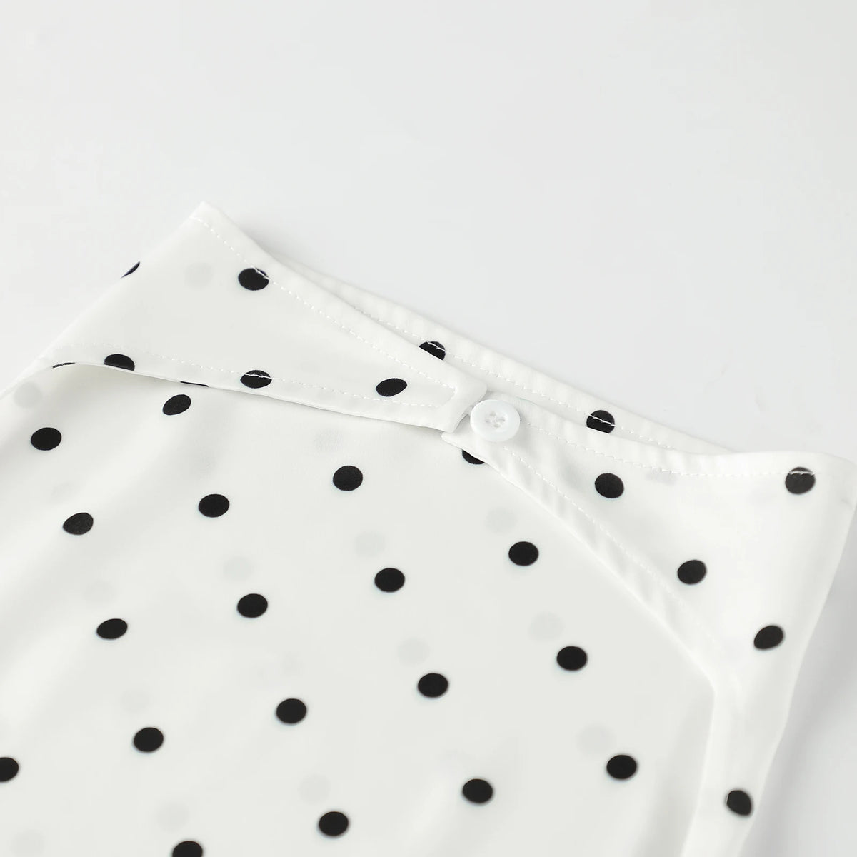 Women Halter Tank Tops Dots Print Asymmetric Hem Vest 2026 Summer Fashion Sleeveless Elegant Retro Blouses Streetwear