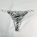 Low Rise Sexy Thong Women Underwear Briefs Seamless Panties Zebra Flower Luxury Metal Buckle G String Bikini Girls Female Panty