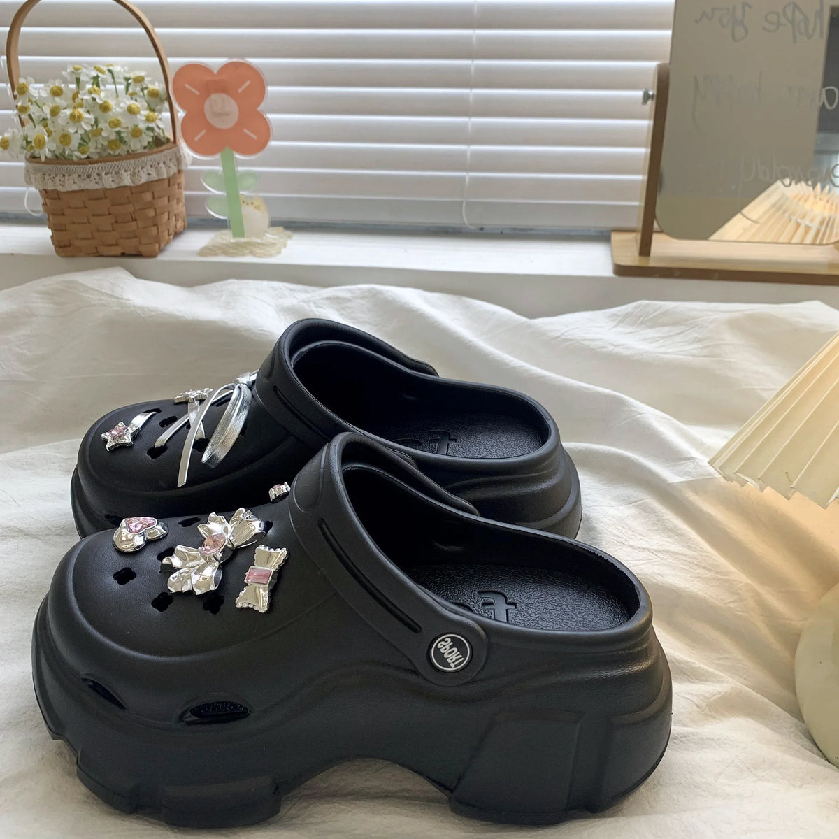 Cute DIY Bow knot Fashion Clogs For Women Indoor Street Slippers Thick Sole Female Summer Shoes Soft EVA Girls Beach Sandals