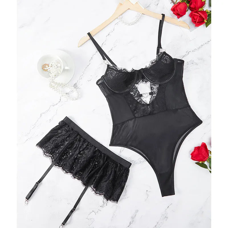 Lenceria Mujer Sexy Push Up Bras Sexy Outfits Bra Panties Set G-string Garter Belt Lenceria Set Lace Dress Women's Intimates