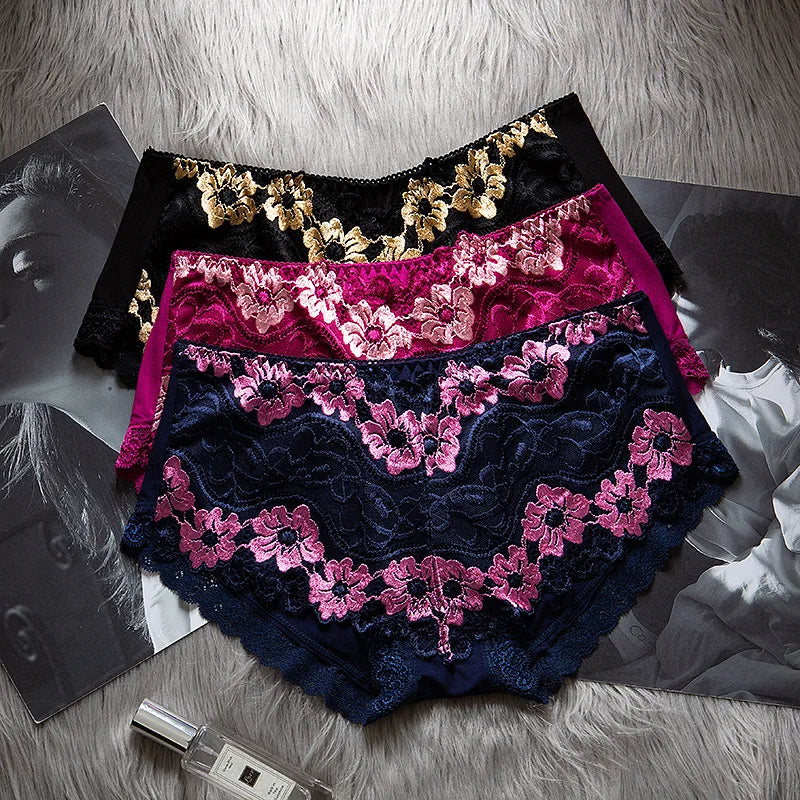 Sexy Lace Flowers Embroidery Panties for Women Underwear Low Waist Briefs Summer Breathable Comfort Shorts 15 Color Lingerie