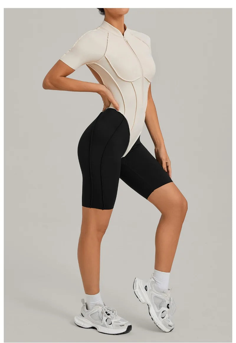 Women's Seamless Yoga Jumpsuit Sports Workout Running Hip-lifting Slim Fit Shorts One-Piece Training Fitness Gym Bodysuit