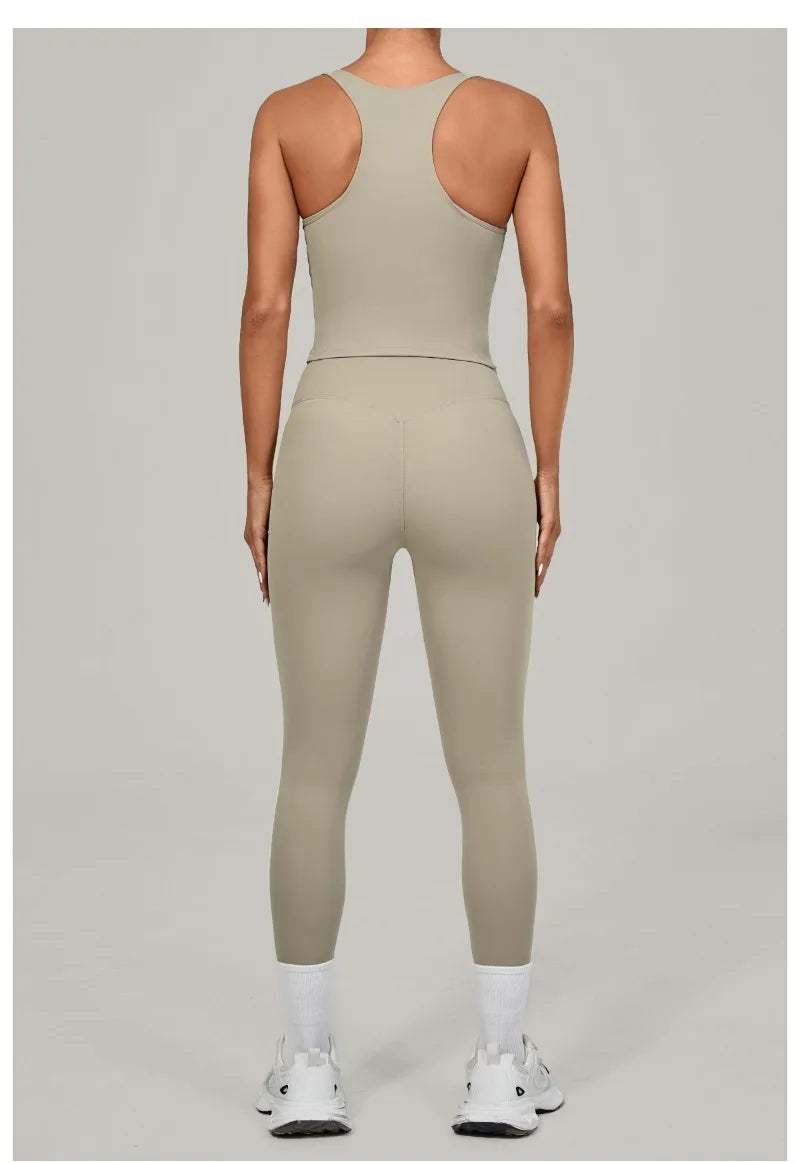 Women's Seamless Yoga Sets Sports Fitness Beauty Back Vest Hip-lifting Pants Slim-fit Suits Running Workout Gym Training Sets