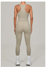 Women's Seamless Yoga Sets Sports Fitness Beauty Back Vest Hip-lifting Pants Slim-fit Suits Running Workout Gym Training Sets