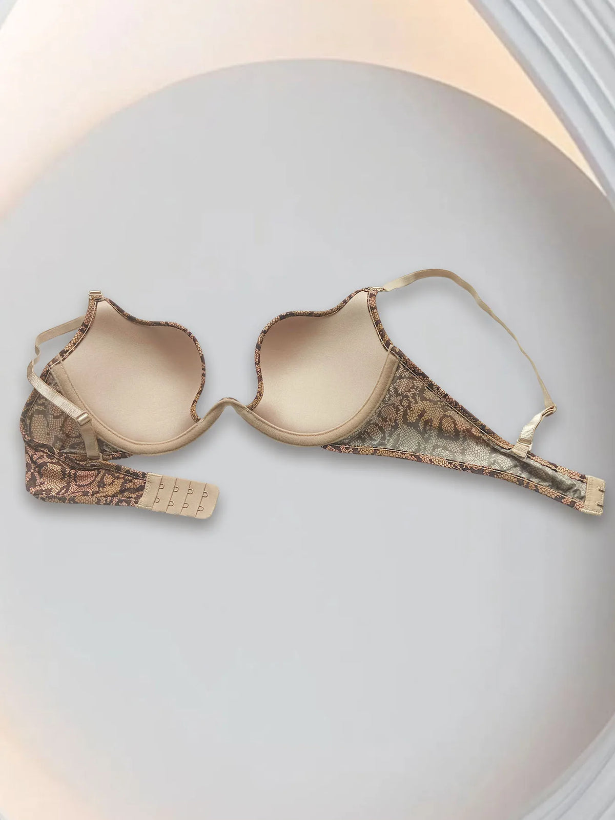 New U-Shaped Push-Up Bra for Women, Sexy Deep V Anti-Sagging Bra, Seamless and Traceless, Cross-Border European and American Style, Sexy Thin Leopard Print Bra