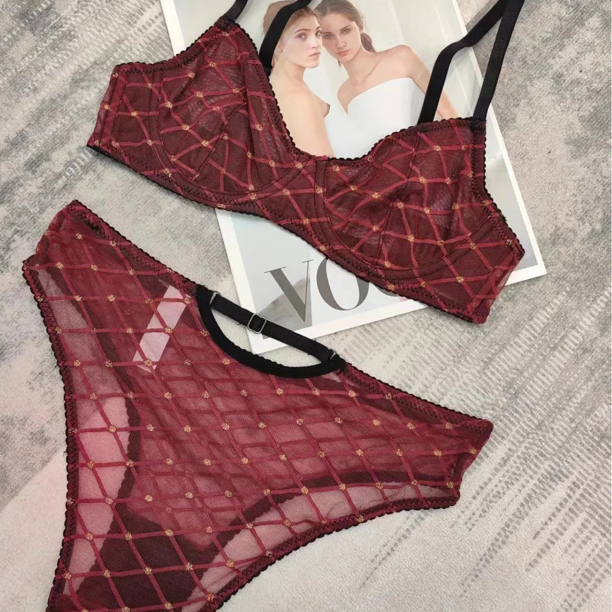 French Ultra Thin Lingerie Set Sexy Lace Polka Point Bra Set Women Hollow Breathable Brassiere Summer Underwear Intimates Suit