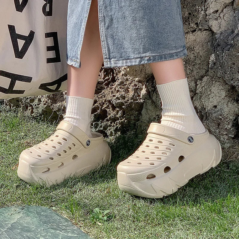 Thick Sole Fashion Clogs For Women Summer Platform Shoes Soft EVA Girls Indoor Street Slippers FemaleLeisure Wedges Sandals