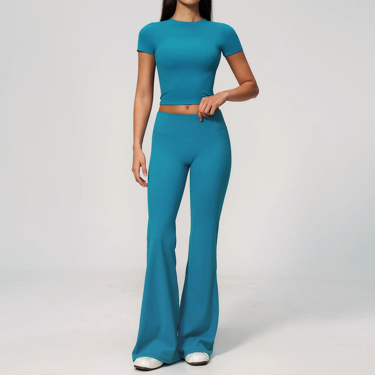 Creamy 2 Pieces Workout Suit Women Yoga Outfits Short Sleeve O Neck Slim Sports T Shirts High Waist Flare Pants Gym Fitness Sets