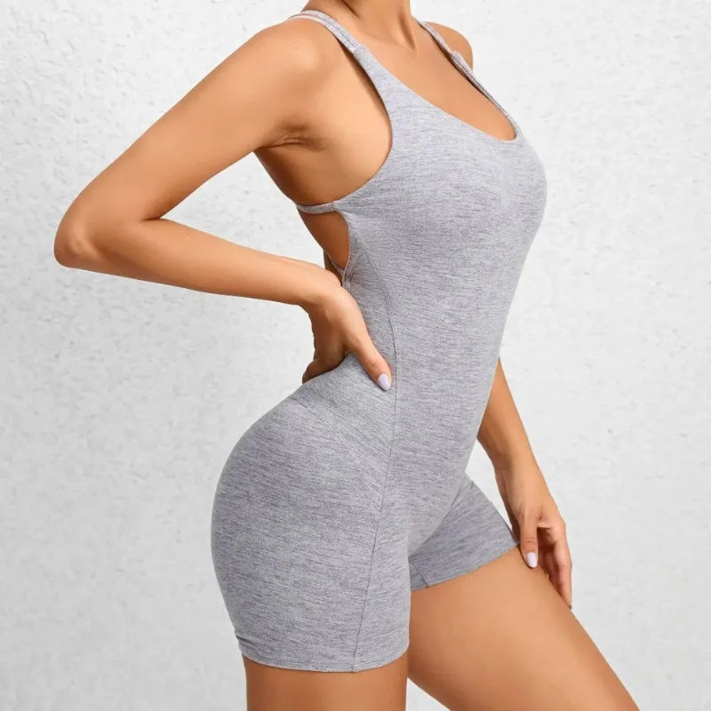 Seamless Yoga Jumpsuits Sports Fitness Pleated Peach Hip-lifting Beauty Back Dance Jumpsuit Workout Gym Shorts Set for Women