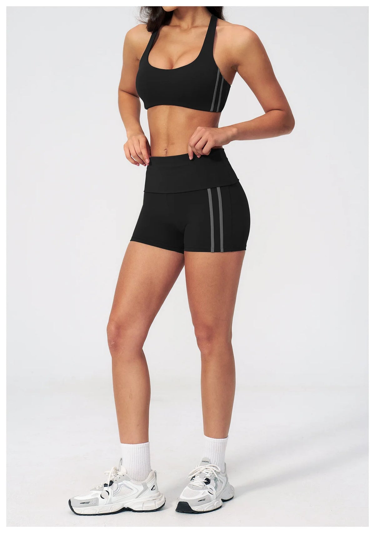 Tight Color Contrast Yoga Suit 2 Pieces Women V Neck Sports Bra Pleate High Waist Shorts Gym Running Fitness Suits Tracksuit