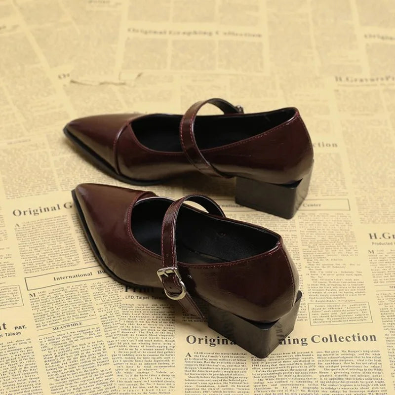 Mid-length Single Shoes Spring and Summer New Fashion Belt Buckle Pointed Toe Comfortable Shallow Toe Leather Shoes