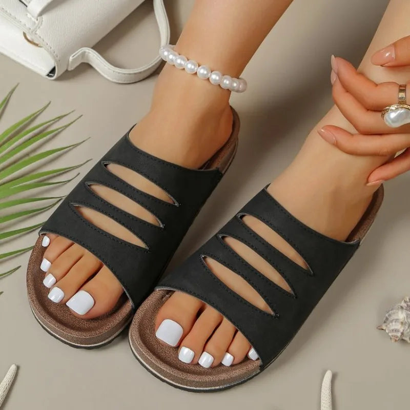 2026 Women's Slip-On Flat Bottom Clog Casual Sandals Breathable Comfortable Leisure Shoes
