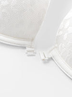 Women's Sexy Front Closure Push Up Bra Seamless Smooth Bra with underwire Makes Chest Look Smaller Lingerie beige