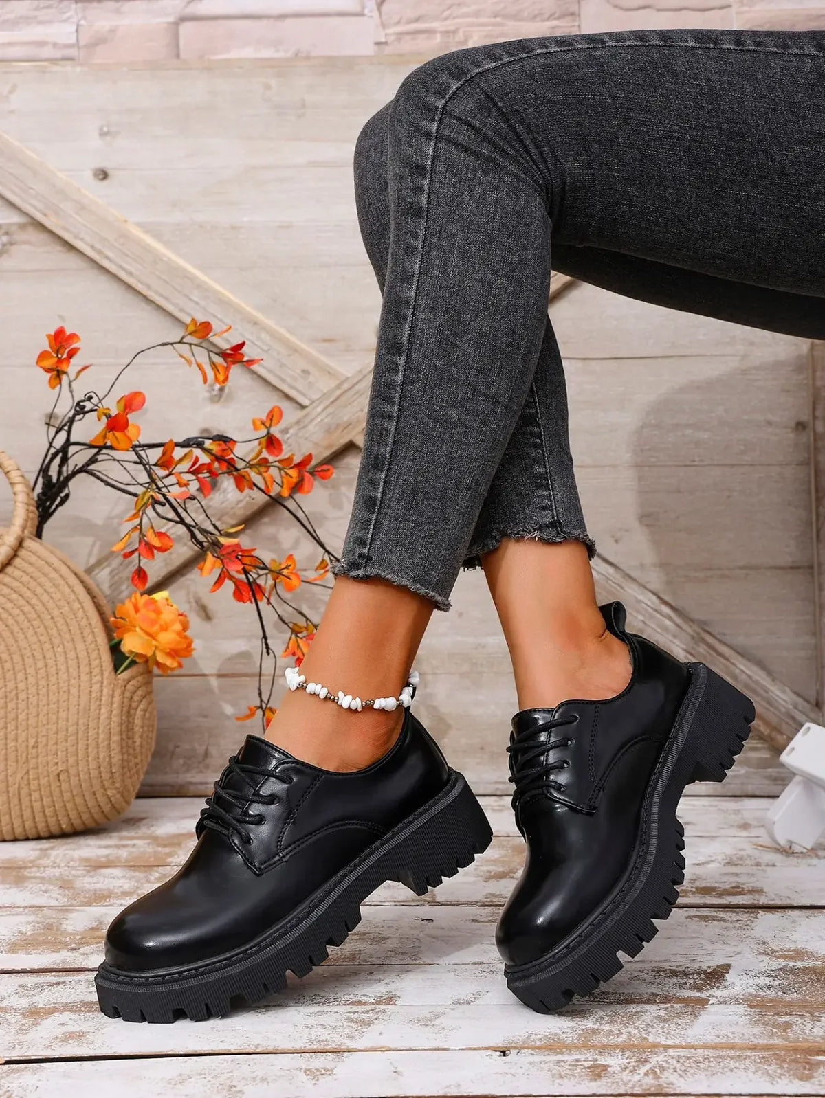 Women Spring New Black Platform Flats Shoes Women Loafers Slip on Boat Shoes Designer Casual Leather Oxfords 2026