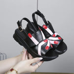 Summer New Thick Soled Lightweight Flat Bottomed Women's Shoes Anti Slip Beach Shoes Outdoor Sandals