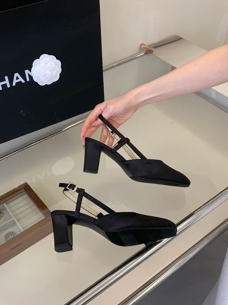 Summer Closed Toe Sandals Buckle Strap Summer Heels Mary Jane Thick Heels French Shallow Lolita Sandals OL Dress Shoes New 2026