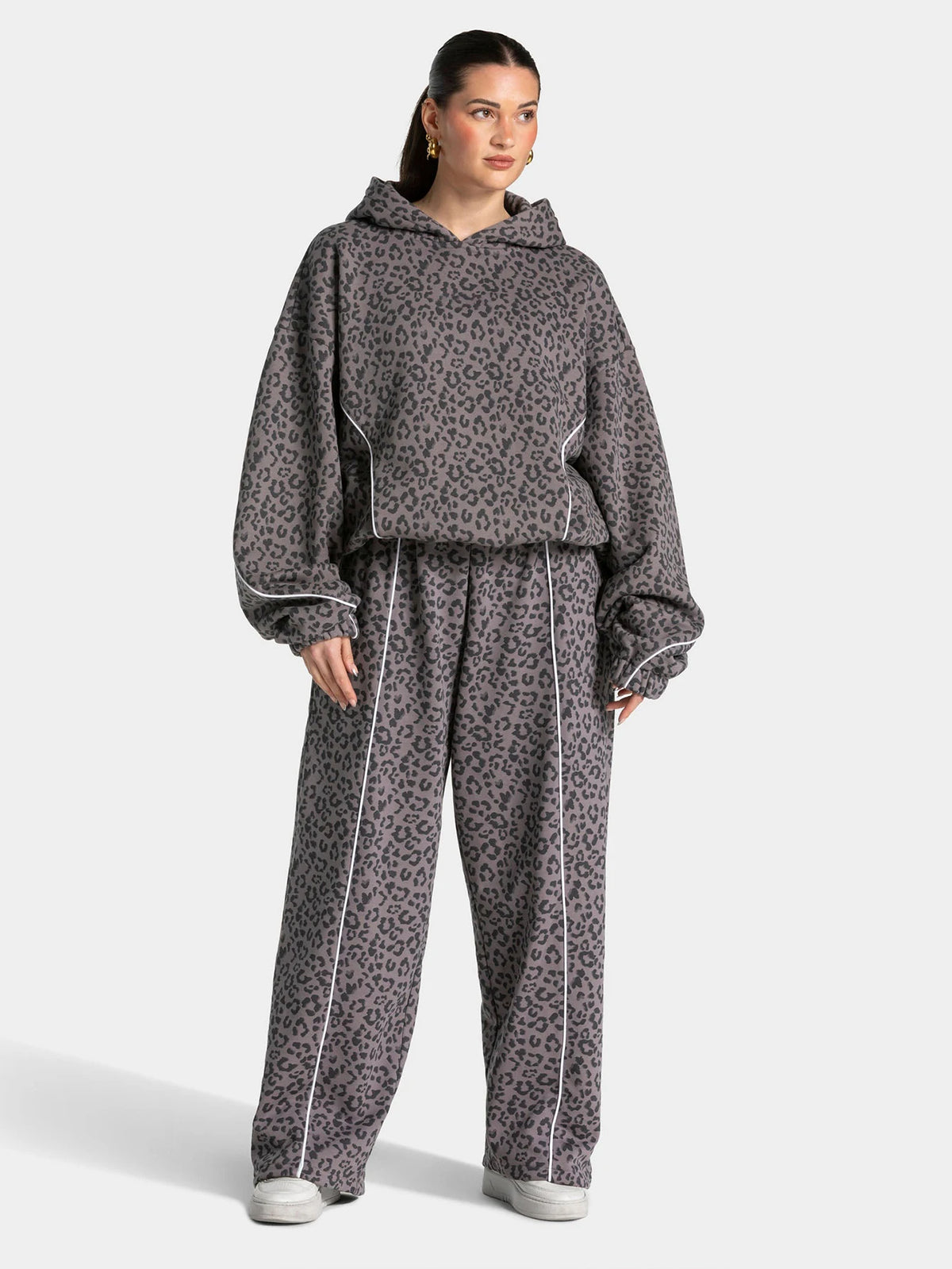 Vintage Leopard Hooded Sweatshirt Suit Loose Fit Contrast Line Wide Leg Trousers Fashion Athletic Tracksuit Outfit