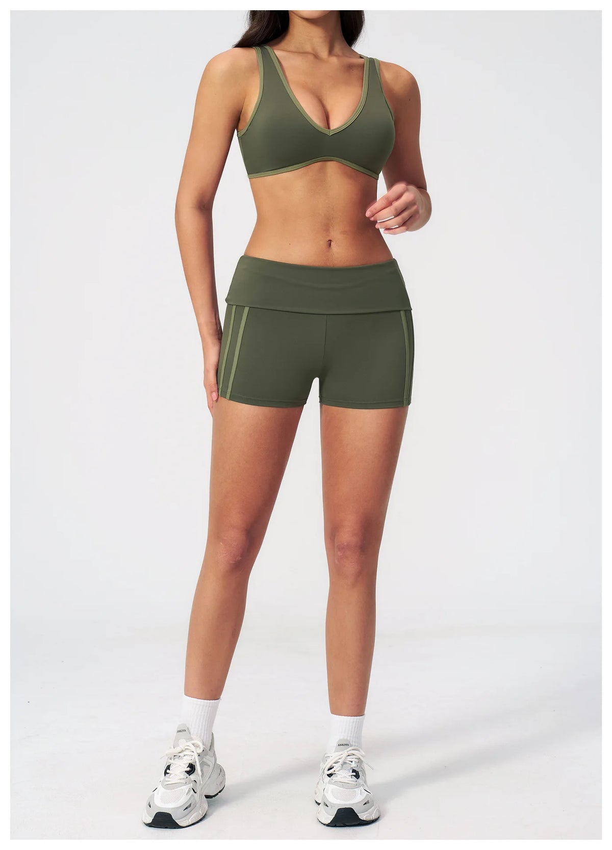 Tight Color Contrast Yoga Suit 2 Pieces Women V Neck Sports Bra Pleate High Waist Shorts Gym Running Fitness Suits Tracksuit