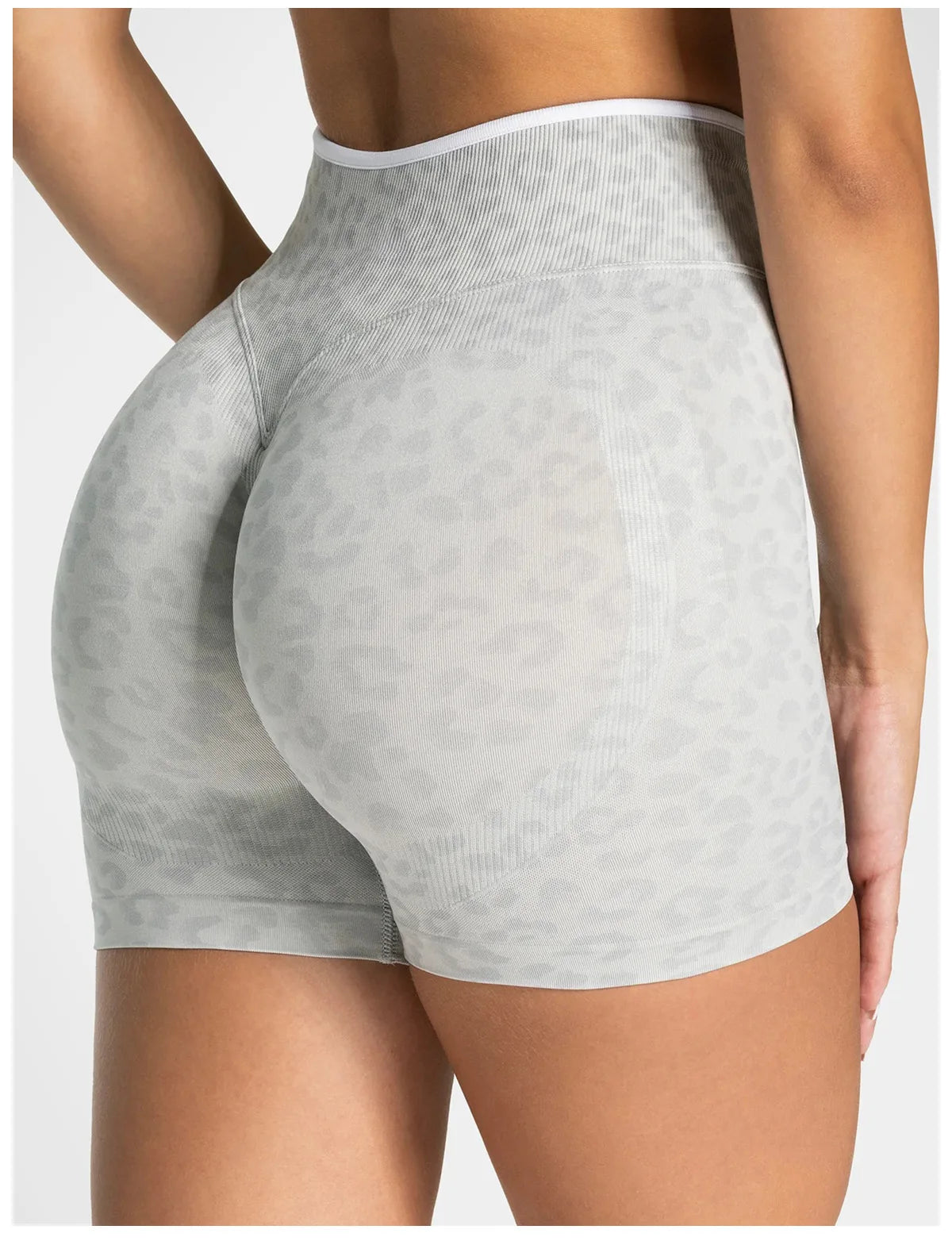 Leopard Print Gym Shorts Women Seamless High Waist Scrunch Butt Lifting Yoga Shorts Workout Running Fitness Tummy Control Shorts
