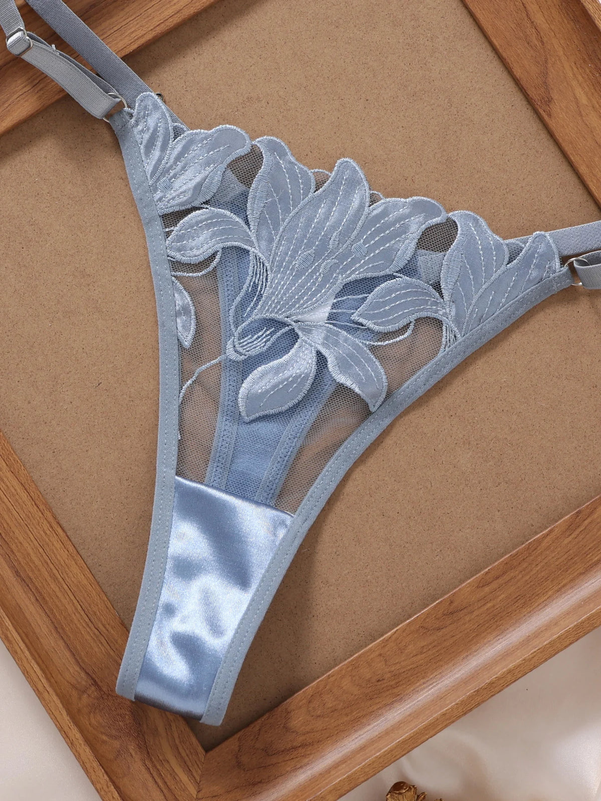Light Blue Leaf Embroidery Lingerie Set Women Sheer Mesh Push Up Bra And Thong 2 Piece Sexy Transparent Lace Underwear ZA824031