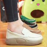 Platform Casual Slip-on Loafers for WomenSpring New Soft-soled Women's Shoes Comfortable Work Shoes Sewn Leather Shoes