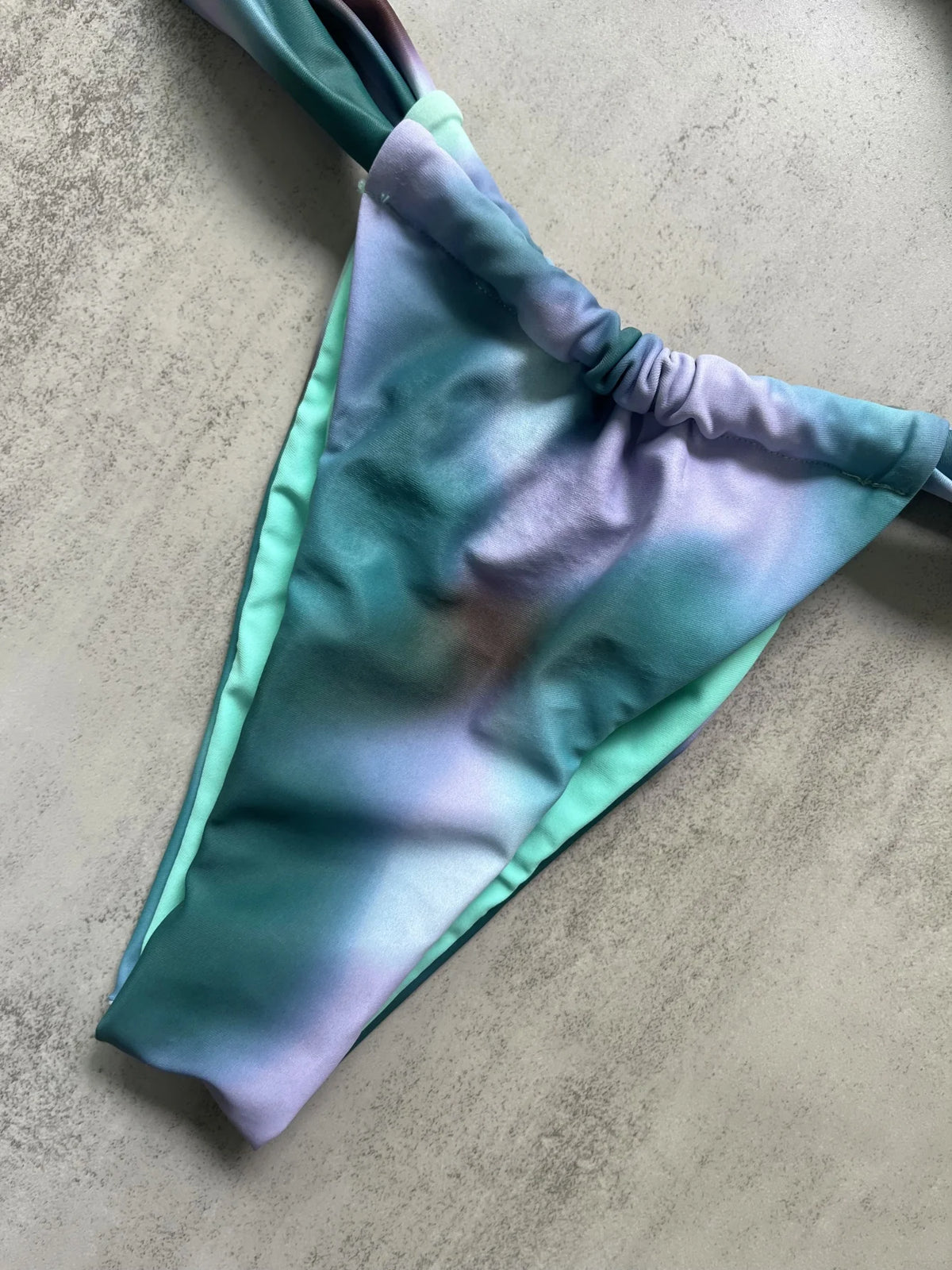 Sexy Tie Dye Printed High Cut Bikini Women Swimwear Female Swimsuit Two-pieces Bikini set Padded Bather Bathing Suit Swim