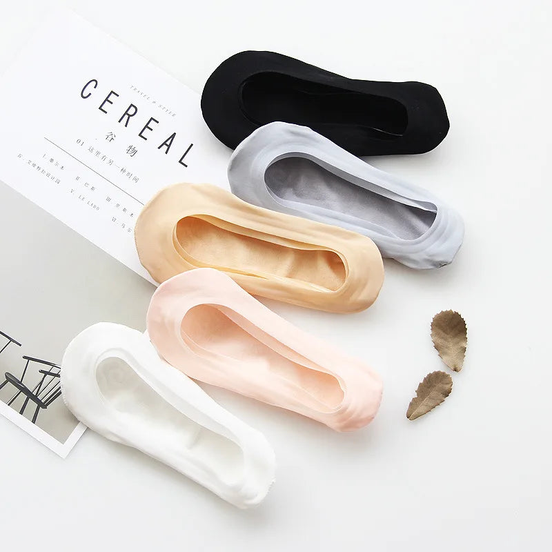 Women's Shallow Mouth Socks Ultra-Thin No Trace Invisible Sock Slippers Summer Ice Silk Boat Socks Silicone Anti-Skid Boat Socks