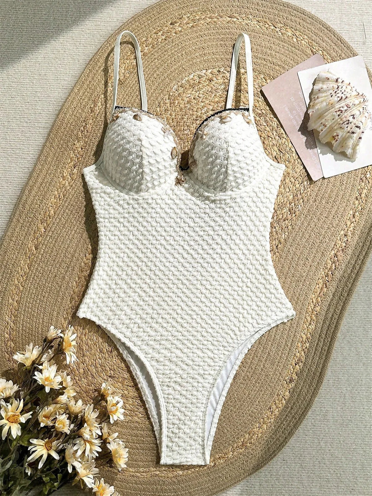 Vintage White One Piece Swimsuit 2025 Women Sexy Shell Ornament Push Up Underwire Slim Fit Tummy Control Swimwear Monokini