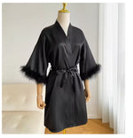 White Bride Wedding Robe with Feathers Women Satin Peignoir Sexy Bridesmids Kimono Gowns Short Bathrobe Bridal Intimate Lingerie
