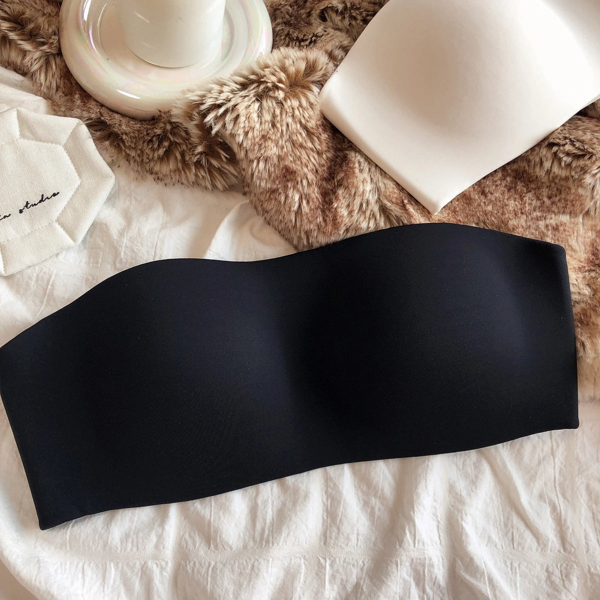 Summer Invisible Bra Women Seamless Underwear Sexy Strapless Tube Tops Wire Free Push Up Brassiere Comfort Anti slip Intimates
