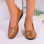 Comfortable Flat Bottom Mom ShoesSoft SurfaceWork Casual Women's Footwear Breathable Hollow