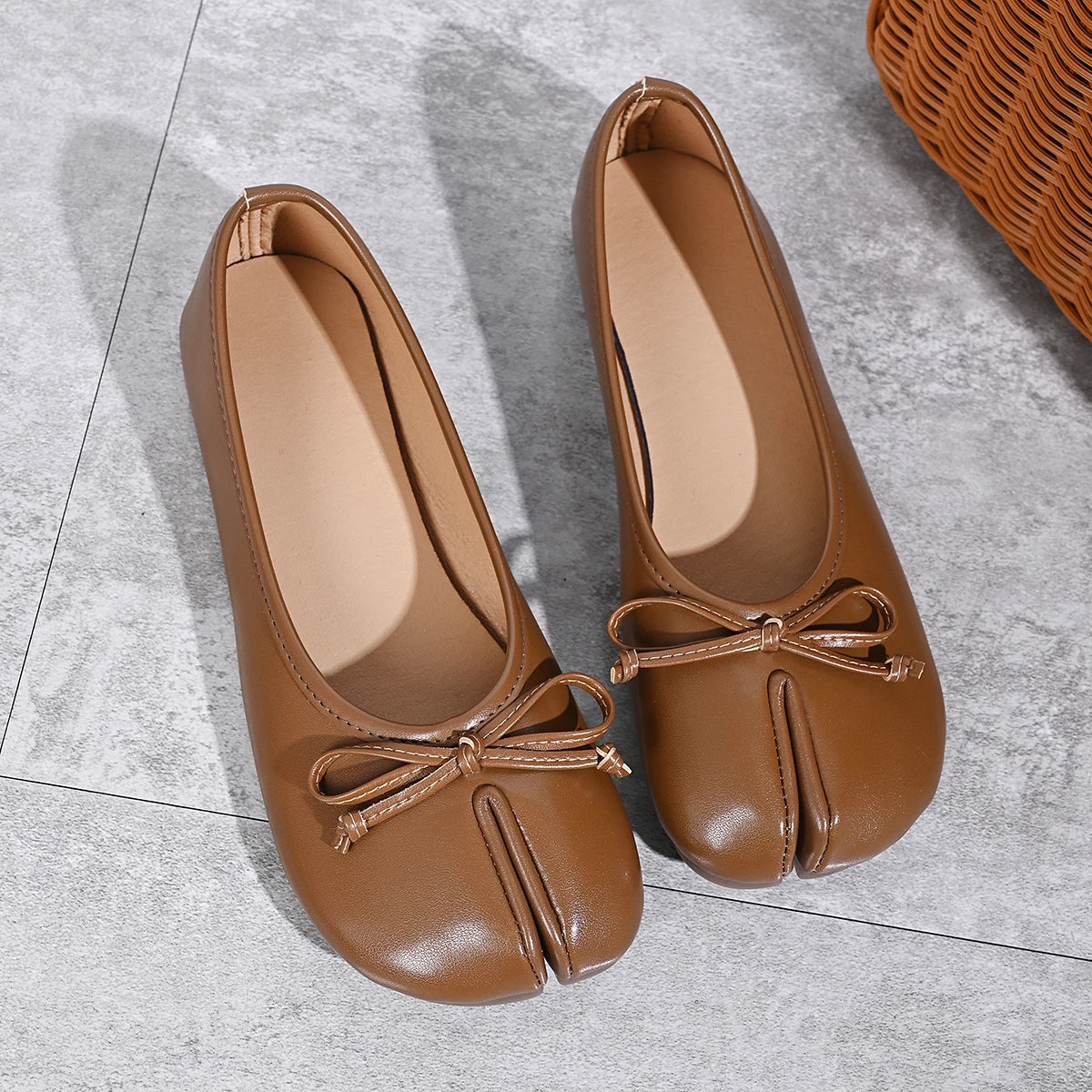 Women Tabi Split Toe Ballet Flats Bow Knot Decor Soft Faux Leather Slip On Lightweight Casual Daily Walking Shoes